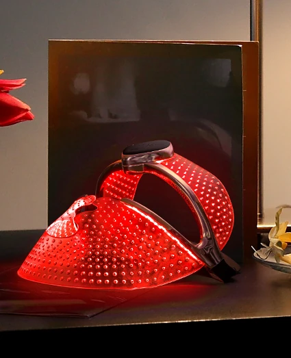 FOREO FAQ™ 202 LED Face Mask complete set product image