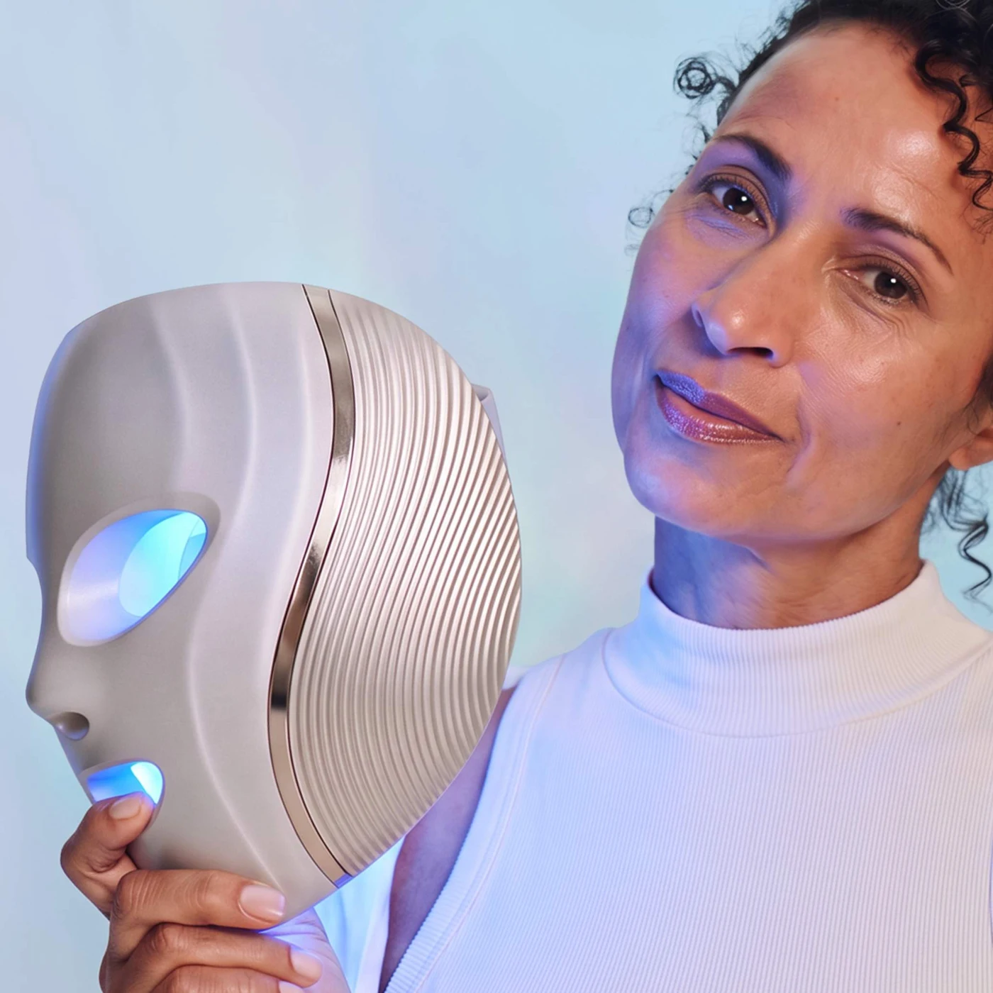 Shark Beauty CryoGlow Clinic Face — 2