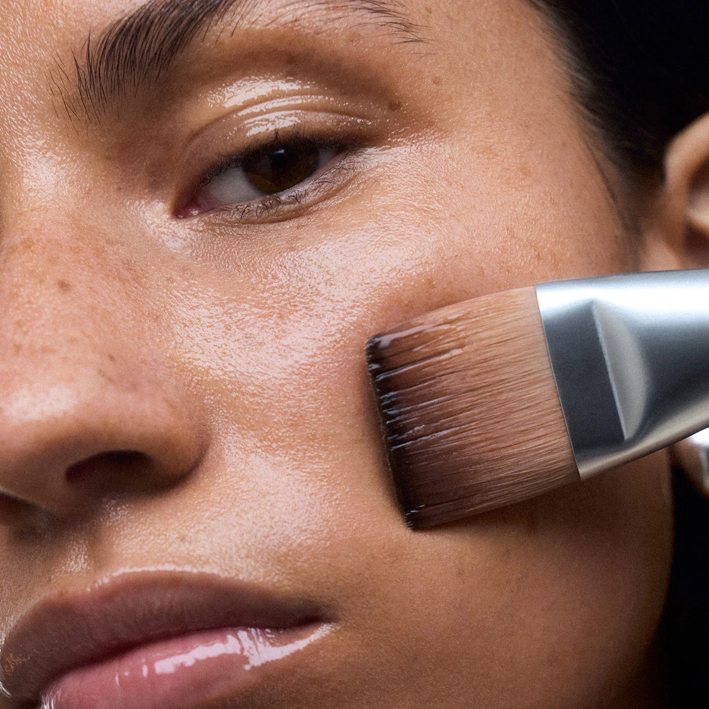 NuFACE Applicator brush Clean Sweep gallery thumbnail 2